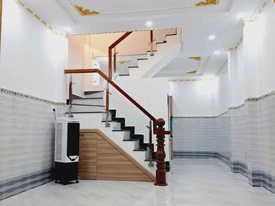 Bán nhà, mặt tiền - gần lê văn qưới - bình long - giáp tân phú   dt 40m2 -  nhỉnh 4 tỷ 1