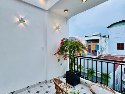 Nhà đẹp chính chủ - 4 tầng - 4pn lớn - tặng full nội thất - nguyễn thượng hiền - phú nhuận - bán 4