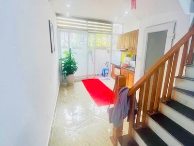 Ngõ 373 ngọc hồi , 36m2 nhà 5 tầng 6.2 tỉ 2