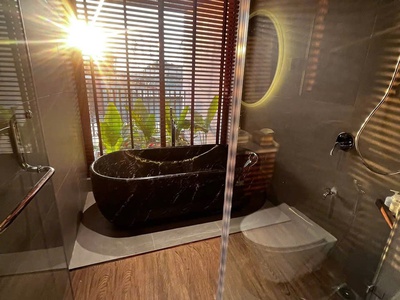 Bán nhà đẹp vạn phúc   50m  x 5 tầng, giá chỉ nhỉnh 11 tỷ 2