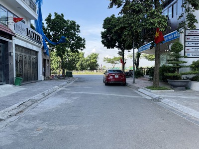 Bán gấp nhà C4 90m2 khu đấu giá BT4B Phúc Lợi. Vị Trí Vàng, Giao Thông Thuận Lợi, Sổ Đỏ Sẵn 4