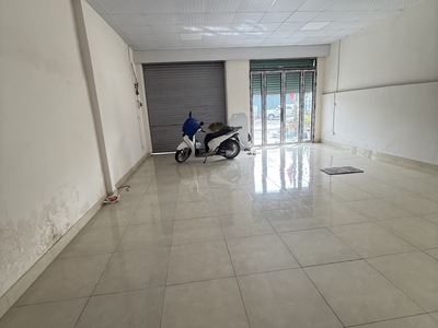 Bán 135M mặt phố tam trinh tặng nhà hoàng mai 1