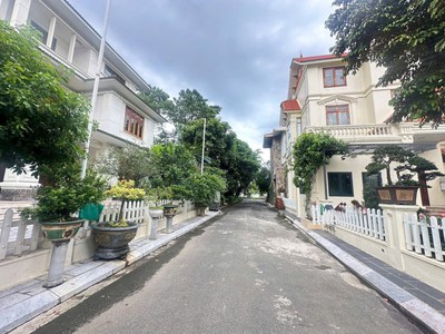 Bán đất biệt thự khu Sông Hồng Thủ đô, Vĩnh Yên, Vĩnh Phúc. Giá chỉ 31,5 triệu/m2 9
