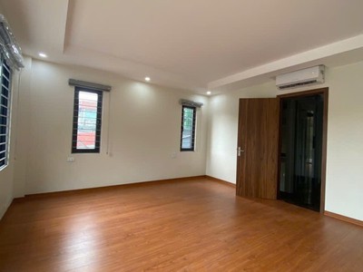 Bán 2 căn nhà mặt phố nguyễn văn linh   mặt tiền khủng 9.6m   2 thang máy   giá 14.5 tỷ 1