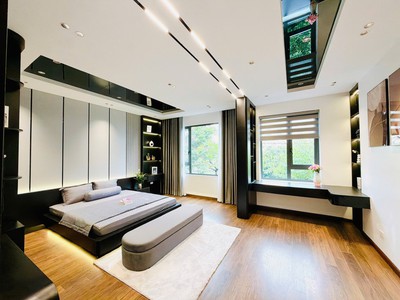 Bán nhà nguyễn du, 100m2, 8 tầng thang máy, mặt tiền 4.3m, 62.5 tỷ, nhà xịn đẹp, ngõ ô tô 2