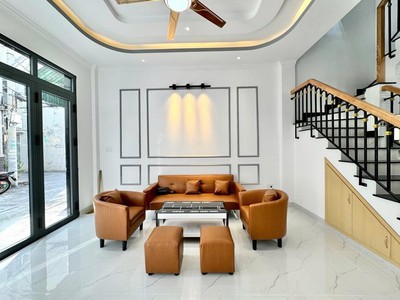 Trung tâm gò vấp, nhà nguyễn văn nghi 4 tầng 60m2, 4pn, sổ hồng giá 8 tỷ, ngay đại học công nghiệp 4 3