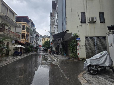 Mảnh đất hiếm giá hợp lý khu vực hồ tây xây nhà cho tây thuê 31m2 7,3 tỷ. 1