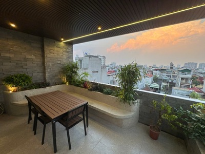 Bán nhà gia thượng, ngọc thuỵ 34m x 4t, vỉa hè, view hồ, kv hiếm nhà bán. nhỉnh 11 tỷ còn tl. lh 3