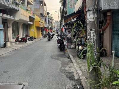 Bán nhà trường chinh   phường 14 tân bình  hxh 4 21m - chỉ 12 tỷ 2