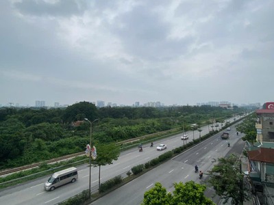 Bán 2 căn nhà mặt phố nguyễn văn linh   mặt tiền khủng 9.6m   2 thang máy   giá 14.5 tỷ 2