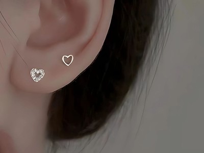 Chia sẻ kinh nghiệm chọn bông tai bạc nữ nhỏ xinh đeo đi học cho các bạn trẻ 0