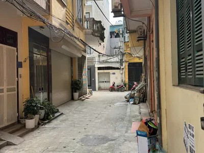 Bán nhà phú lương, hà đông 42mx5 tầng, gần ô tô, nhà còn mới về ở luôn, vừa ở vừa kinh doanh giá 6 0