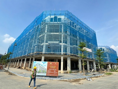 Bán liền kề mặt phố hoàng quôc việt kéo dài    dự án noble palace tây thăng long 2