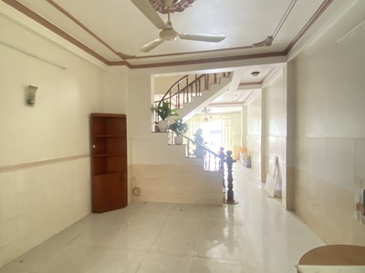 Hẻm 10m thông an lạc bình tân 72m2 3 tầng btct mà chỉ 8 đồng nhỉnh. 0