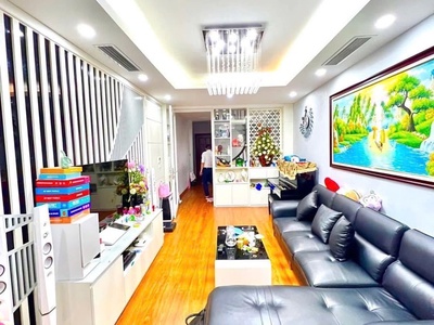 Phùng chí kiên 60m-19 tỷ,phân lô,ô tô đõ cửa,tương lai mặt phố,2 thoáng,dân xây,full nội thất 1