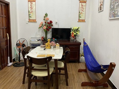 Nhà mới xây  phường phú hài, thành phố phan thiết  cần chuyển công tác nên bán gấp lại cho ai cần 1
