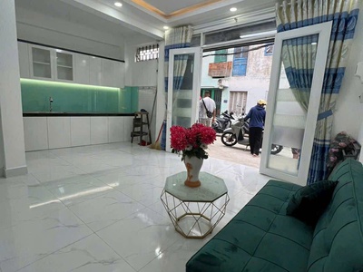 Tin được không 4 tầng mới hxh phường 7 quận 6 chỉ 4 tỷ nhỉnh à. 0