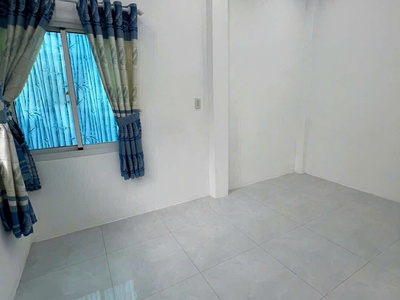 Tin được không 4 tầng mới hxh phường 7 quận 6 chỉ 4 tỷ nhỉnh à. 3