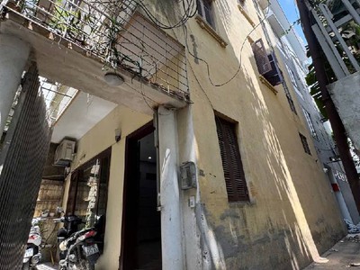 Khu vực hiếm nhà bán - gần hồ tây -tây nhiều hơn ta - xây căn hộ tuyệt vời 4 tầng   73/60m2   19 tỷ. 0