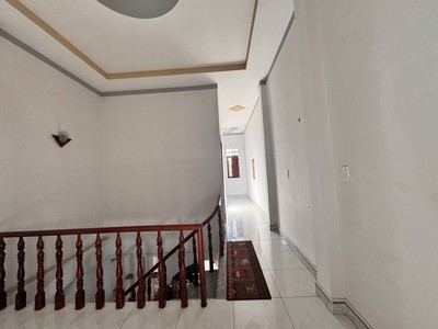 Bán nhà 2 tầng dĩ an,shr đường xe hơi,gần nhà thi đấu dĩ an,giá đầu tư 3