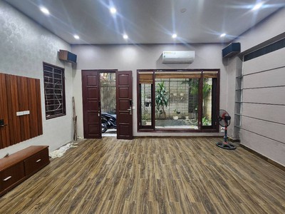 Khu vực hiếm nhà bán - gần hồ tây -tây nhiều hơn ta - xây căn hộ tuyệt vời 4 tầng   73/60m2   19 tỷ. 1