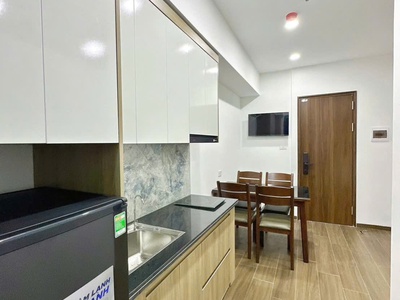 Bán tòa nhà doãn kế thiện, cầu giấy - 95m  x 10t có hầm - dòng tiền 250tr/th - vỉa hè ô tô tránh - 4