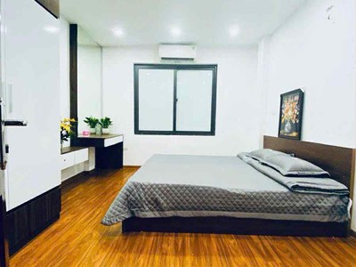 Bán nhà tân mai, hoàng mai 30m, phân lô, ngõ thông tứ tung ô tô tránh, vỉa hè rộng, full nội thất 2