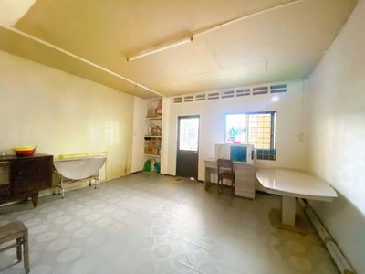Nhà tam đảo   65m    2 tầng   5x17m - nở hậu 7m   giá 13 tỷ   khai thác cho thuê tốt 0