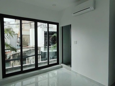 Bán nhà mặt tiền tú mỡ gò vấp, dt 22.5m2, 4 tầng, 3 phòng ngủ, 4.7 tỷ có tl 2