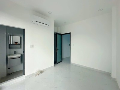Bán nhà mặt tiền tú mỡ gò vấp, dt 22.5m2, 4 tầng, 3 phòng ngủ, 4.7 tỷ có tl 1