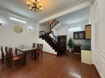 Bán nhà đào tấn 24/36m2. 4 tầng. mặt tiền 5.1m.  giá 12.2 tỷ ba đình hà nội 1
