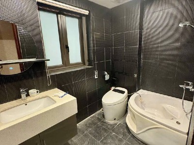 Khu vực hiếm nhà bán - gần hồ tây -tây nhiều hơn ta - xây căn hộ tuyệt vời 4 tầng   73/60m2   19 tỷ. 3