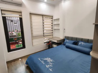 Bán nhà đội cấn 23m2. 5 tầng. mặt tiền 3.3m. giá 7.85 tỷ ba đình hà nội 1