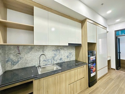 Bán tòa nhà doãn kế thiện, cầu giấy - 95m  x 10t có hầm - dòng tiền 250tr/th - vỉa hè ô tô tránh - 3