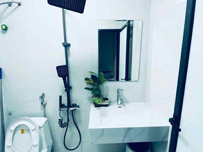 Bán nhà tân mai, hoàng mai 30m, phân lô, ngõ thông tứ tung ô tô tránh, vỉa hè rộng, full nội thất 3