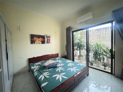 Bán nhà sài đồng  long biên   47m    3 tầng   6,7 tỷ   nhà đẹp gần vinhomes riverside 0