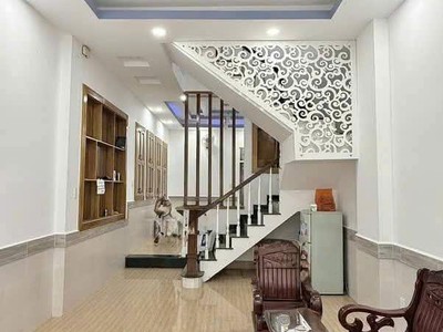 Bán nhà hxh 8m bàu cát, phường 12, tân bình  4x23  3 tầng hơn 15 tỷ 0