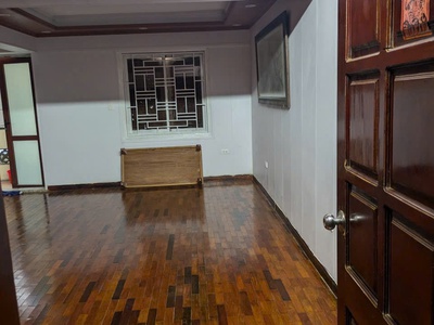 Cho thuê căn hộ duplex tầng 5 ngõ 85 trường chinh, 40m2 x 2 tầng, 2 ngủ, 1pk, wc, 10tr/th 2
