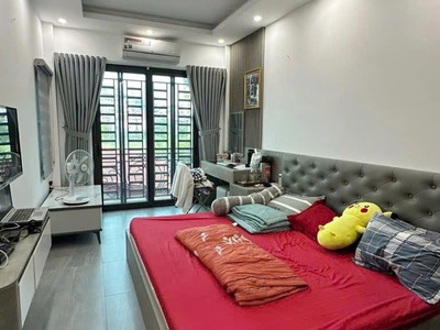 Cho thuê nhà nguyên căn ngõ 299 hoàng mai, 35m2 x 5 tầng, 4 ngủ, 4 wc 15 triệu/tháng 4