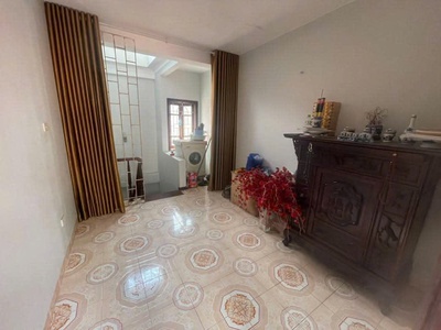 Cho thuê nhà nguyên căn ngõ 100 pháo đài láng 25m2x5 tầng.3 ngủ khép kín, 12 triệu/th 2