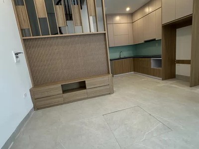Nhà đẹp 4 tầng ô tô vào nhà cự khối 35m2 mặt tiền 5m, 4.6 tỷ long biên hà nội. 4