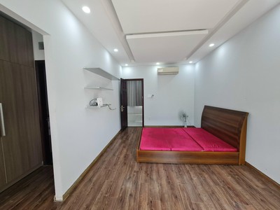 Cho thuê nhà mega village khang điền, dt 75m2, 3 tầng, 3 phòng ngủ, nội thất đầy đủ 3
