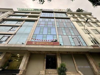 Tin thật 100  bán tòa bulding 132m2 x 9t ở trần thái tông - dt 3 tỷ/năm - đẳng cấp số 1 cầu giấy 0