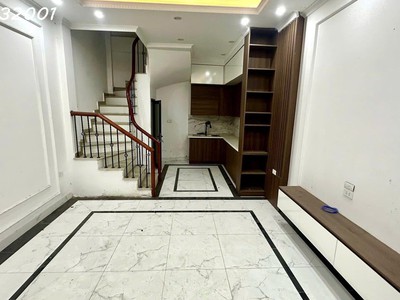 Chỉ 5,2tỷ - đất võ chí công - oto đỗ cửa - tặng giấy phép xây dựng 6 tầng 0