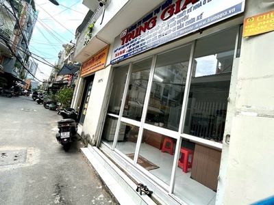 Bán nhà mặt tiền đường đoàn như hài-  2 xe hơi tránh nhau- thông ra nguyễn tường tộ- hoàng diệu- 2