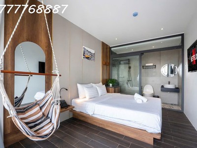Bán khách sạn góc 2mt siêu đẹp, mới 100 dòng tiền tốt 140tr/ tháng 3