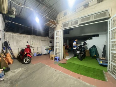 Bán nhà mặt phố, đường số 26, p cát lái, tp hcm, dt 116m2, 3 tầng, 4pn, sh, giá 7.6 tỷ. 3