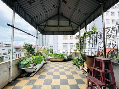 Nhỉnh 11 tỷ, phố định công thượng  51m 4 tầng, ngõ thông, ô tô tránh 1