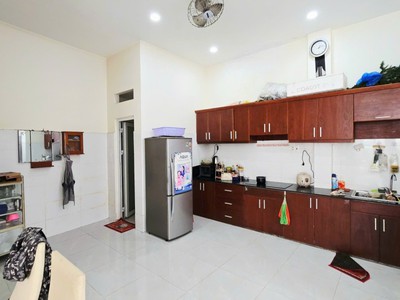 Bán nhà 3 tầng nguyễn duy trinh, p bình trưng, tp hcm, dt  83m2, 3pn, sh, giá 6.6 tỷ. 2