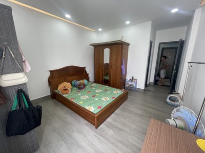 Bán nhà phạm thế hiển 4 tầng  4x17  phường 7 quận 8 giá chỉ 6,8 tỷ 0